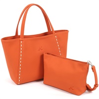 セミショルダーバッグ